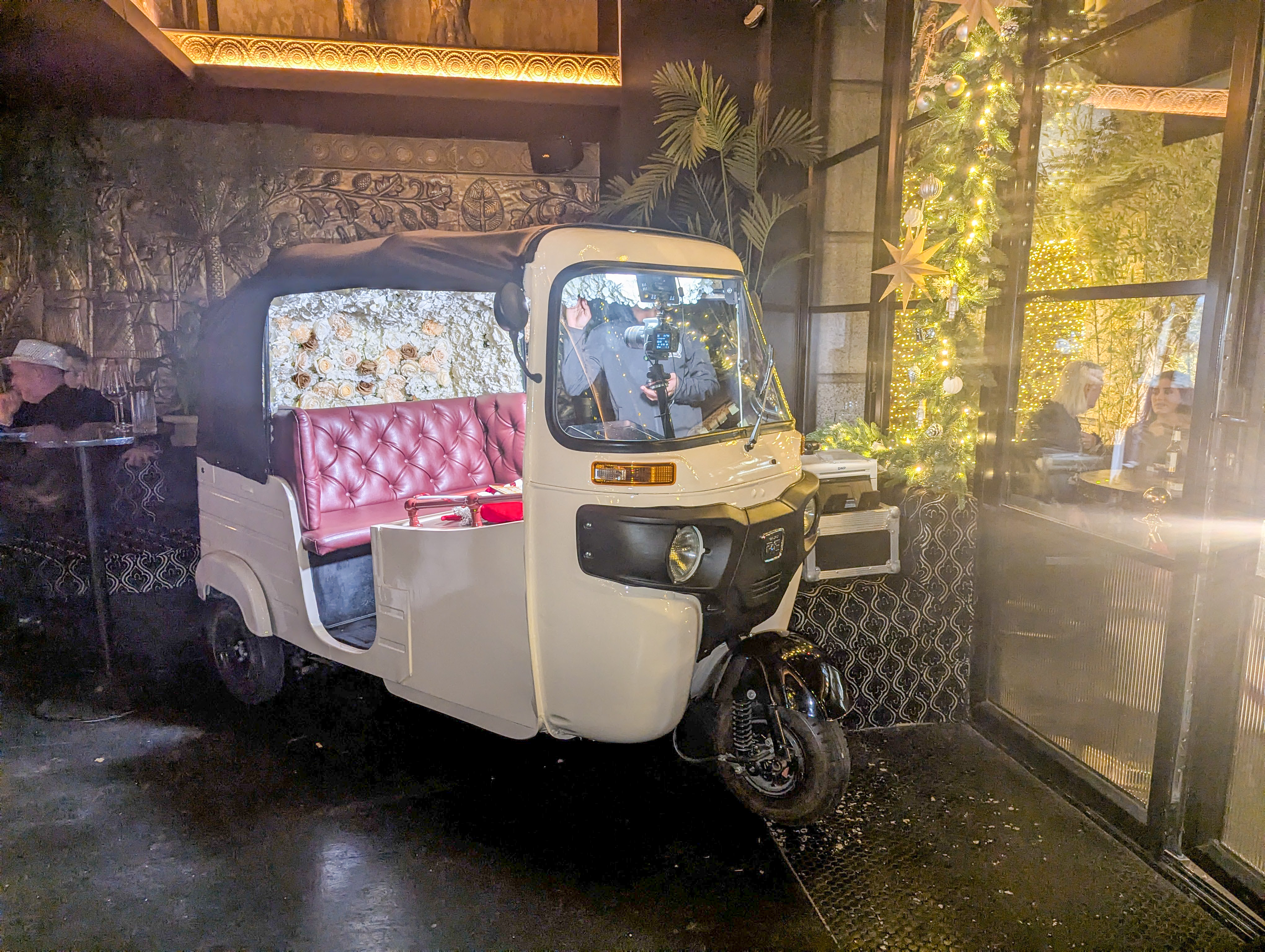 tuktuk photobooth corporate